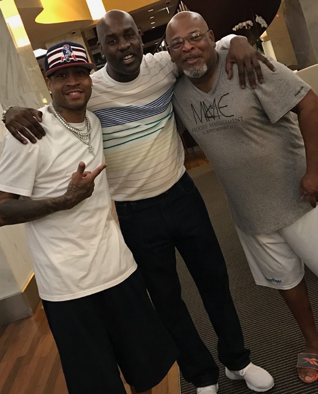 理层对门将 理层对门将