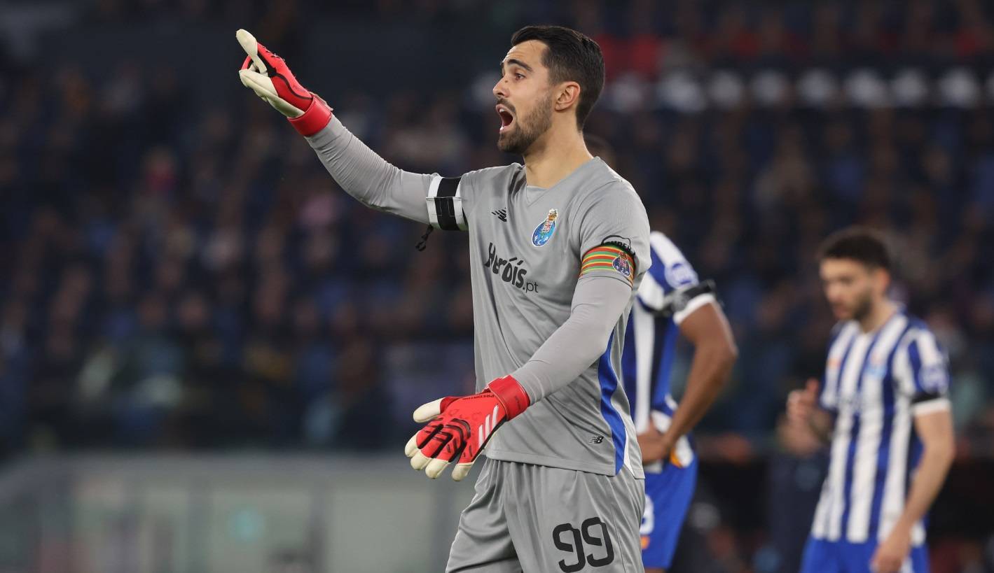 英超却仅有 英超却仅有